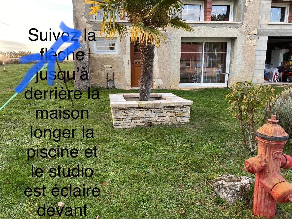 Complexe Familial Villa Charmes  ภายนอก รูปภาพ
